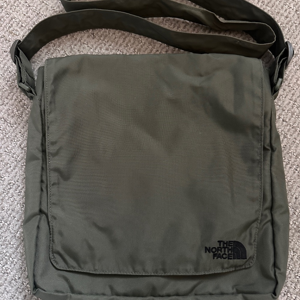 North Face nylon messenger / crossbody bag - olive/military green